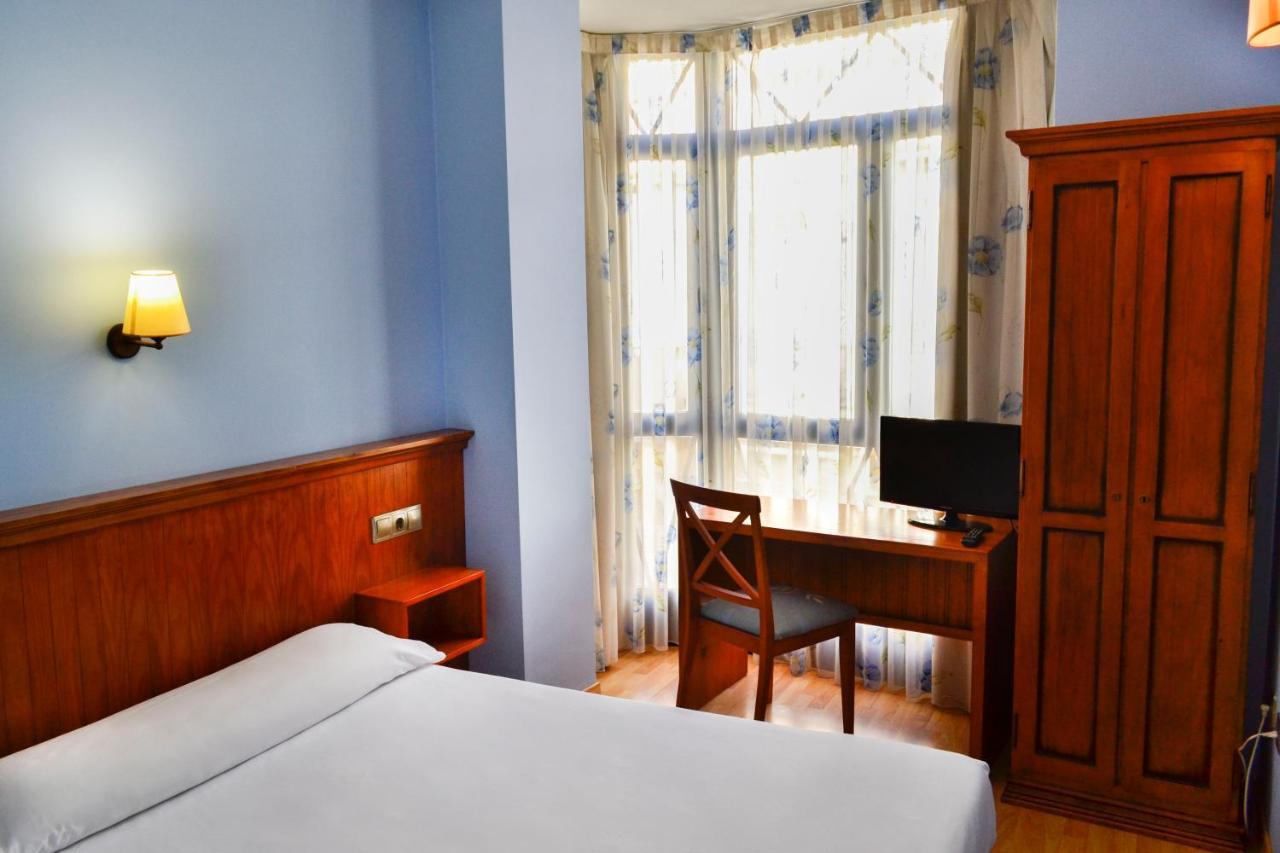 Alda Via De La Plata Rooms La Bañeza Eksteriør bilde