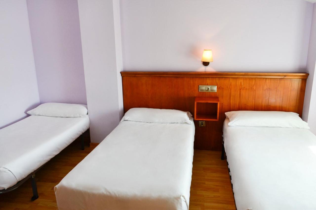 Alda Via De La Plata Rooms La Bañeza Eksteriør bilde