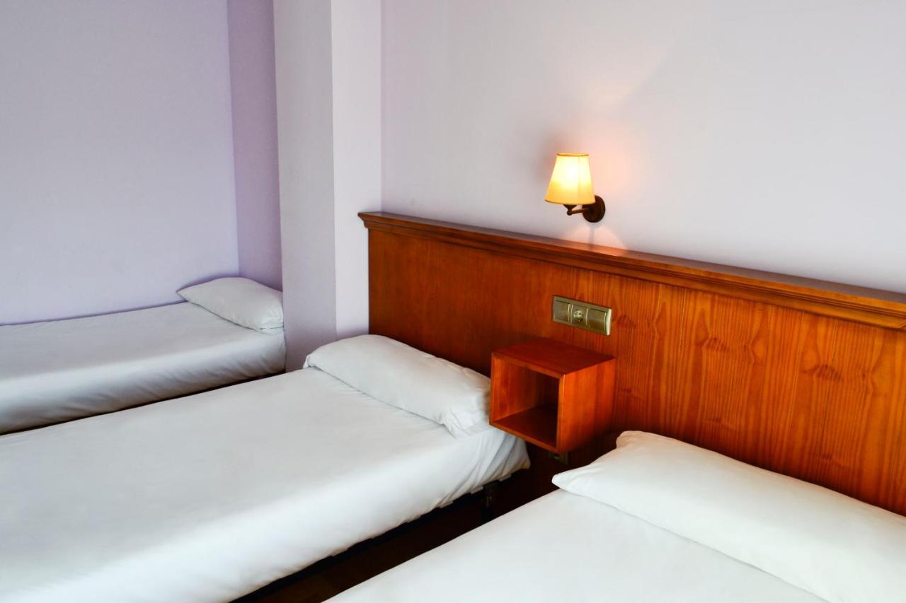 Alda Via De La Plata Rooms La Bañeza Eksteriør bilde